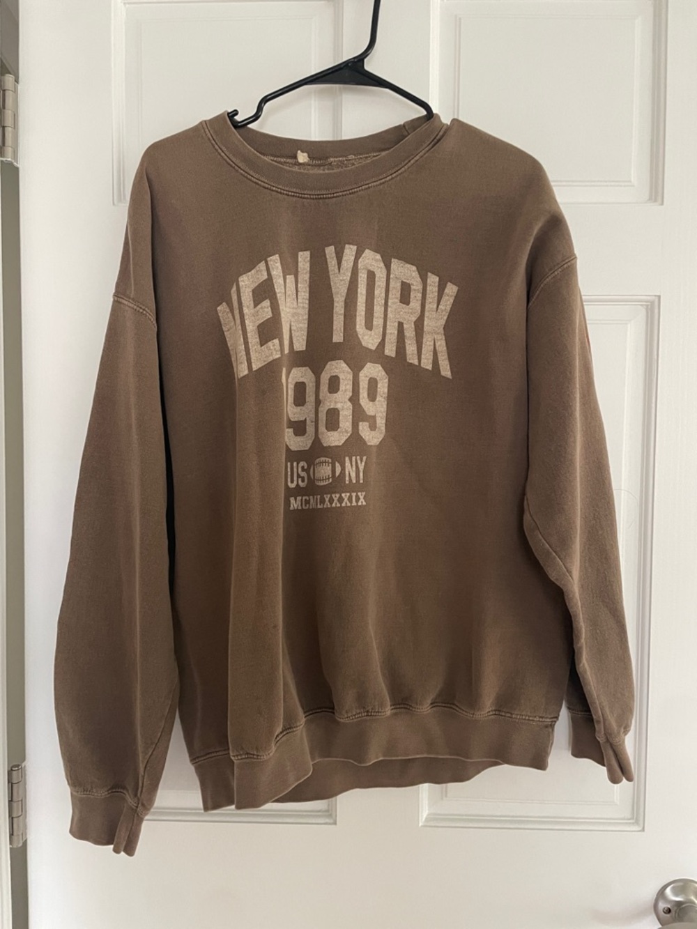 Brown "New York 989" Men's Crewneck Sweatshirt